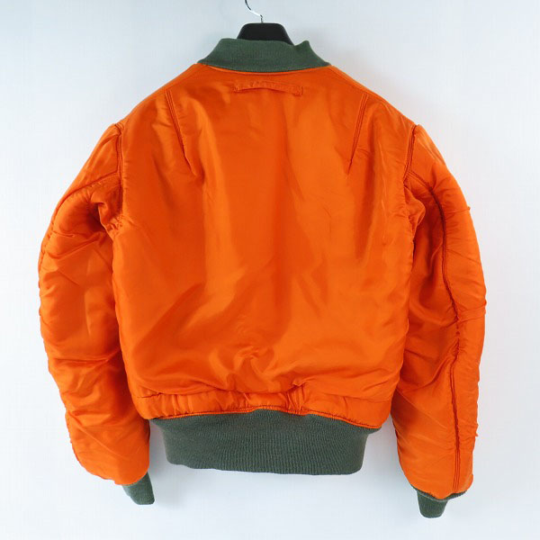 実際に弊社で買取させて頂いたThe REAL MCCOY'S/リアルマッコイズ MA-1 リバーシブル フライトジャケット MIL-J-8279D/Lの画像 3枚目