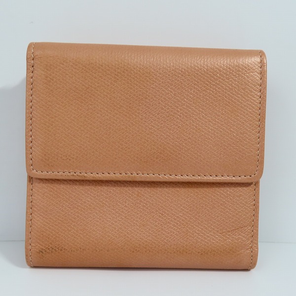 実際に弊社で買取させて頂いたCHANEL/シャネル ココボタン Ｗホック レザー 二つ折り財布 コンパクトウォレットの画像 1枚目