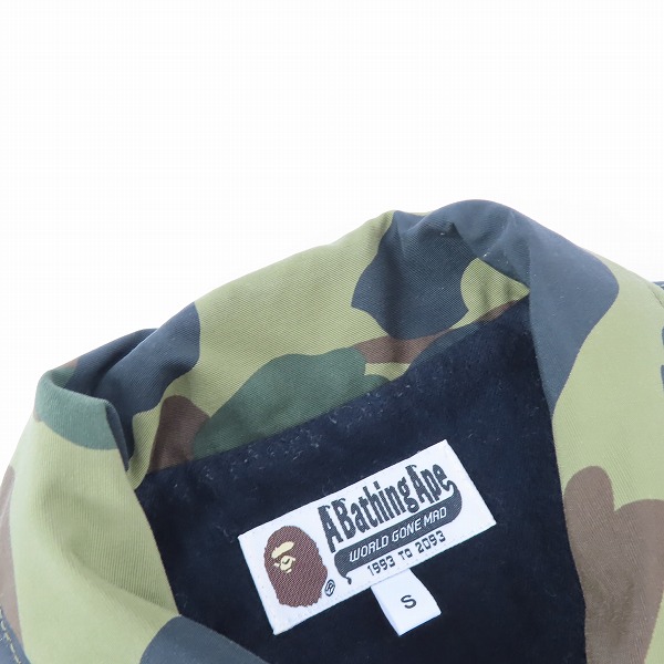 実際に弊社で買取させて頂いたA BATHING APE/アベイシングエイプ 1ST CAMO SHARK COACH JACKET/Sの画像 4枚目