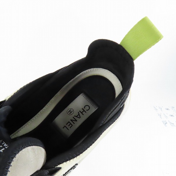 実際に弊社で買取させて頂いたCHANEL/シャネル 22SS バックロゴ CCココマーク スニーカー G35617/38の画像 4枚目