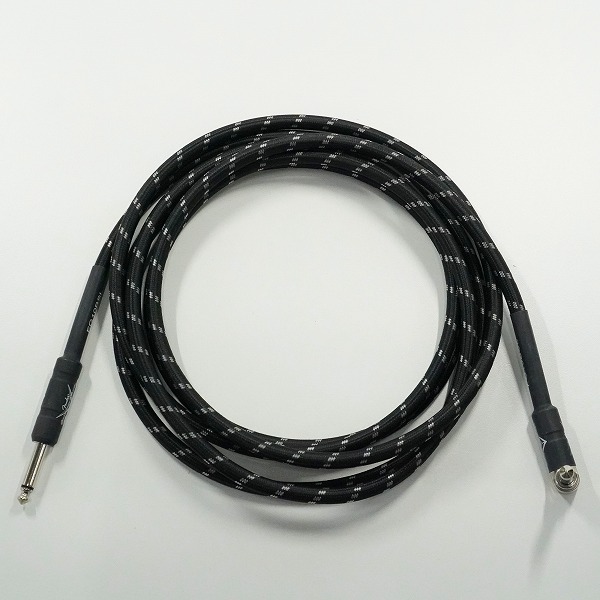 実際に弊社で買取させて頂いたFender Custom Shop/フェンダーカスタムショップ FG10 BSL A2Q416 約3m ギターシールド ベースシールド 動作確認済み