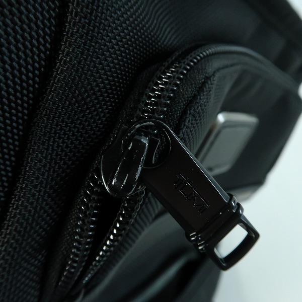 実際に弊社で買取させて頂いたTUMI/トゥミ ALPHA3 T-Pass ビジネスクラス ブリーフパック/リュックサック 2603578D3の画像 9枚目