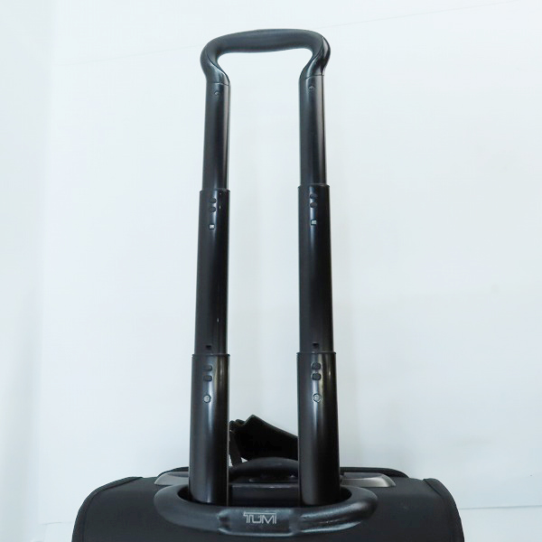 実際に弊社で買取させて頂いたTUMI/トゥミ エキスパンダブル 20インチ キャリーケース/トラベルバッグ 2輪 22020D4の画像 3枚目