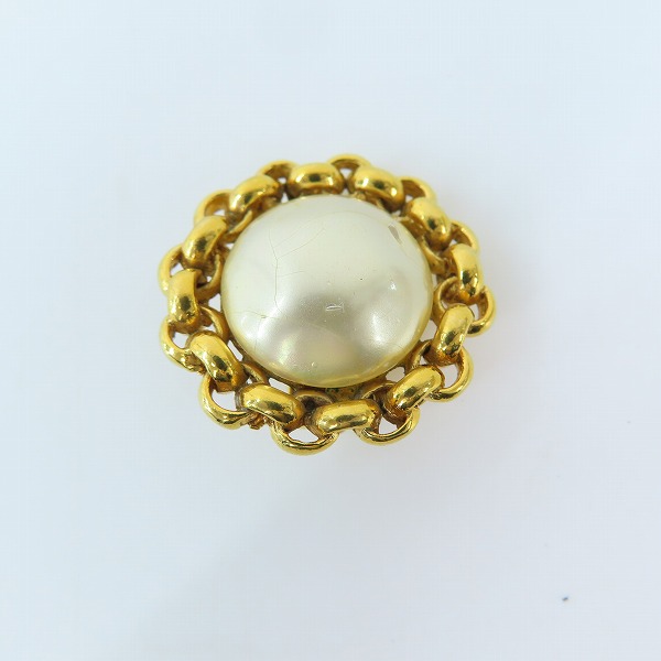 実際に弊社で買取させて頂いたCHANEL/シャネル フェイクパール イヤリングの画像 1枚目