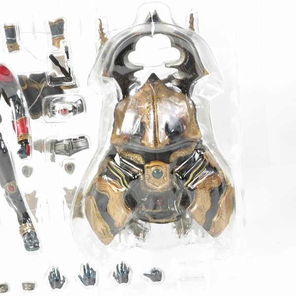 実際に弊社で買取させて頂いた【未開封】BANDAI/バンダイ S.I.C./SIC VOL.56 仮面ライダークウガ/フィギュアの画像 3枚目