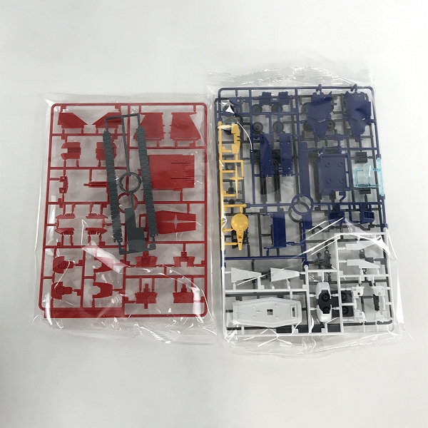 実際に弊社で買取させて頂いた【未組立】BANDAI/バンダイ 1/144 G-ARMOR Gアーマー Gファイター+RX-78-2 ガンダム HGの画像 1枚目