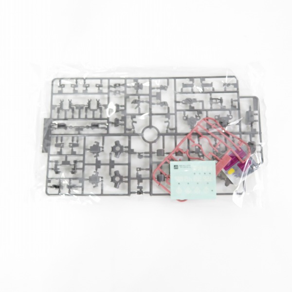 実際に弊社で買取させて頂いた【未組立】BANDAI/バンダイ HG 1/144 機動戦士Zガンダム AMX-003 ガザCの画像 4枚目