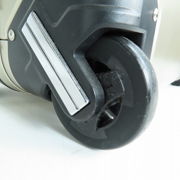 実際に弊社で買取させて頂いたZERO HALLIBURTON/ゼロハリバートン Geo Aluminum 3.0 TR スーツケース キャリーケース  ZRG2519-BRの画像 4枚目