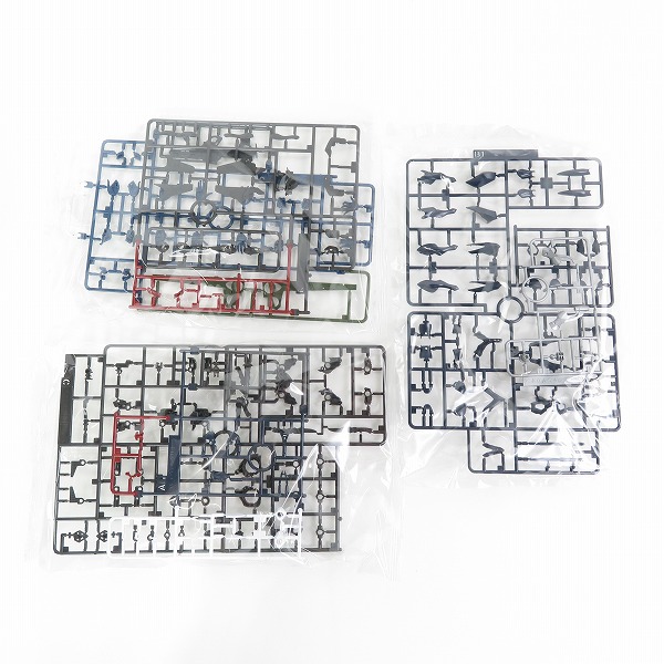 実際に弊社で買取させて頂いた【未組立】BANDAI/バンダイ RG 汎用ヒト型決戦兵器 人造人間エヴァンゲリオン 正規実用型 3号機 ESVシールド セットの画像 2枚目