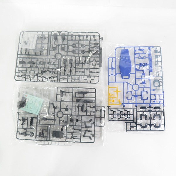 実際に弊社で買取させて頂いた【未組立】BANDAI/バンダイ MG 1/100 機動戦士ガンダム RX-78-3 G-3ガンダム Ver.2.0/ガンプラの画像 2枚目