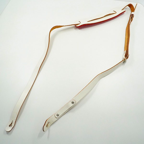 実際に弊社で買取させて頂いたFERNANDES/フェルナンデス レザーストラップ ギターストラップ ベースストラップ ホワイト系の画像 1枚目