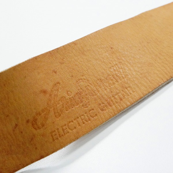 実際に弊社で買取させて頂いたAria Pro II/アリアプロ2 レザー調 ギターストラップ ベースストラップ ベージュ系の画像 4枚目