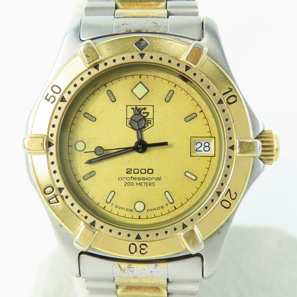 実際に弊社で買取させて頂いたTAG HEUER/タグホイヤー 2000シリーズ プロフェッショナル 200M クォーツ デイト腕時計 964.013 【動作未確認】