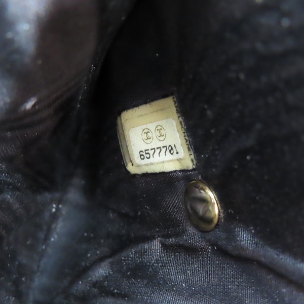 実際に弊社で買取させて頂いた(2)CHANEL/シャネル ココボタン Ｗホック レザー 二つ折り財布 コンパクトウォレット ブラックの画像 8枚目