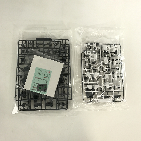 実際に弊社で買取させて頂いた【未組立】BANDAI/バンダイ GX-9900 ガンダムX 1/100スケール マスターグレードモデル/ガンプラの画像 3枚目