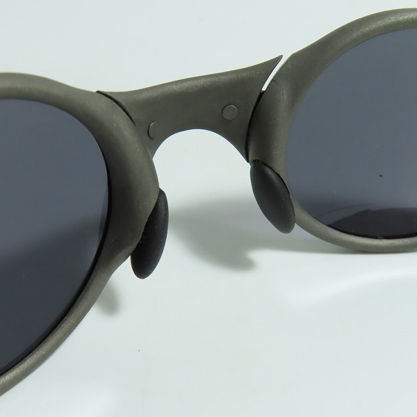 実際に弊社で買取させて頂いたOAKLEY/オークリー MARS/マーズ X-METAL/エックスメタル サングラス/アイウェア M018929の画像 3枚目