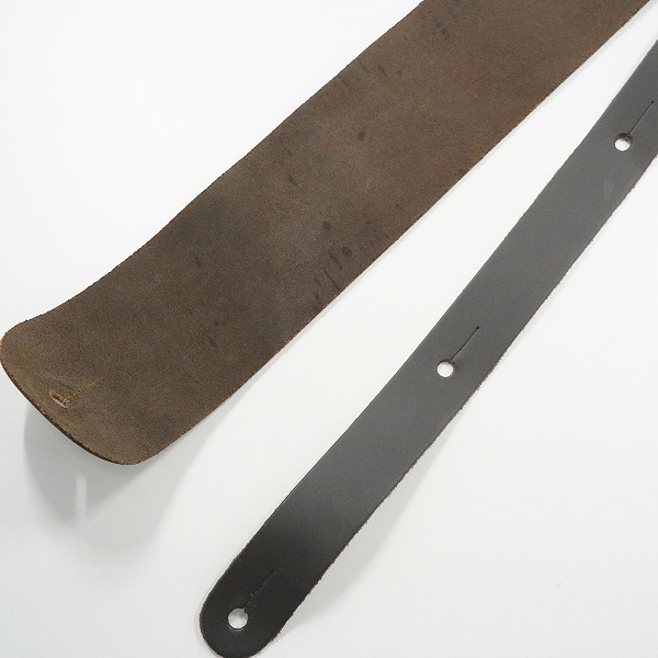 実際に弊社で買取させて頂いたMartin/マーティン ダークブラウン レザー調 アコースティックギター用 ギターストラップの画像 4枚目