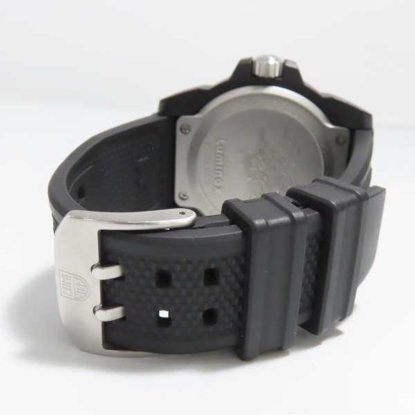 実際に弊社で買取させて頂いたLuminox/ルミノックス カーボン クォーツ腕時計 3500シリーズ Ref.3501の画像 2枚目