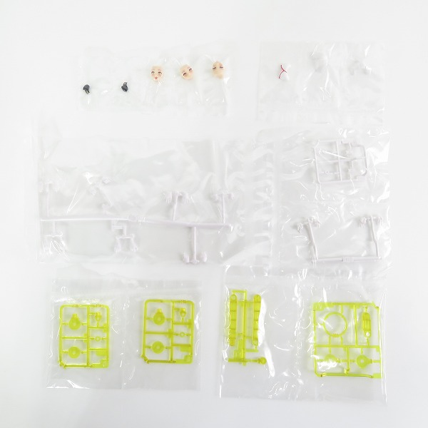 実際に弊社で買取させて頂いた【未組立】KOTOBUKIYA/コトブキヤ メガミデバイス 1/1 皇巫 アマテラス レガリア/プラモデルの画像 2枚目