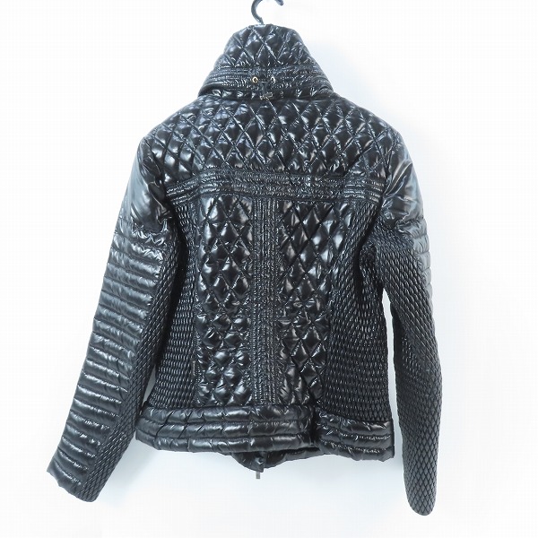 実際に弊社で買取させて頂いたMONCLER/モンクレール MEDOC GIUBBOTTO ダウンジャケット 020934534800 68950/3の画像 1枚目
