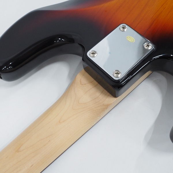 実際に弊社で買取させて頂いた ★Bacchus/バッカス UNIVERSE SERIES ジャズベースType 4弦エレキベース ソフトケース付 の画像 8枚目