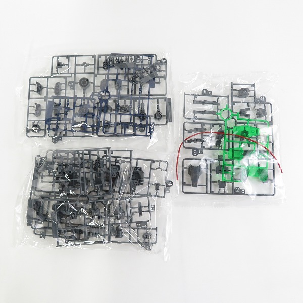 実際に弊社で買取させて頂いた【未組立】BANDAI/バンダイ 30MM 1/144 eEXM GIG-R01 プロヴェデル Type-REX 01/プラモデルの画像 3枚目