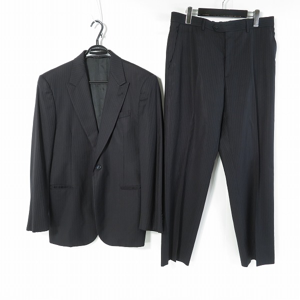 実際に弊社で買取させて頂いた【JPタグ】GIORGIO ARMANI/ジョルジオアルマーニ セットアップ スーツ ストライプ ジャケット/パンツ/54