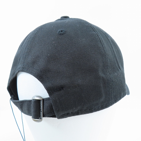 実際に弊社で買取させて頂いた【未使用】SAINT LAURENT×NEW ERA/サンローラン×ニューエラ ロゴ キャップ 677333 YCLRUの画像 3枚目