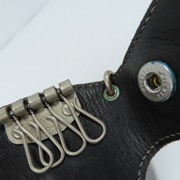 実際に弊社で買取させて頂いたRED MOON/レッドムーン レザーキーケースの画像 5枚目