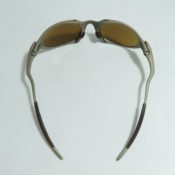 実際に弊社で買取させて頂いたOAKLEY/オークリー ROMEO/ロメオ X-METAL/エックスメタル TITANIUM サングラス/アイウェア GOLD IRIDIUM/ゴールドイリジウムの画像 2枚目