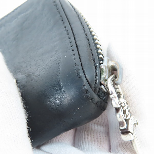 実際に弊社で買取させて頂いたCHROME HEARTS/クロムハーツ ラウンドジップ レザーコインケース/小銭入れの画像 9枚目