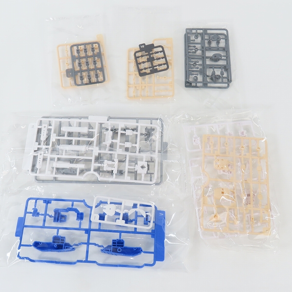 実際に弊社で買取させて頂いた【未組立】KOTOBUKIYA フレームアームズ ガール アーキテクト ニパ子 Ver./特製フライングベース&タンポ無し顔パーツの画像 1枚目