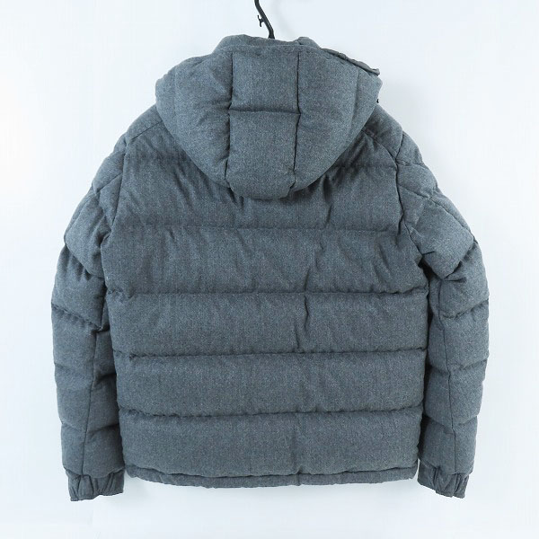 実際に弊社で買取させて頂いた【JPタグ】MONCLER/モンクレール MONTGENEVRE/モンジュネーブル ダウンジャケット C20914033805 54272/3の画像 1枚目