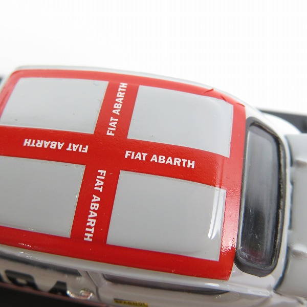 実際に弊社で買取させて頂いたbrumm/ブルム 1/43 FIAT ABART 1000 berlina TRENTO BONDONE 1971 ＃384/フィアット アバルト ミニカーの画像 5枚目