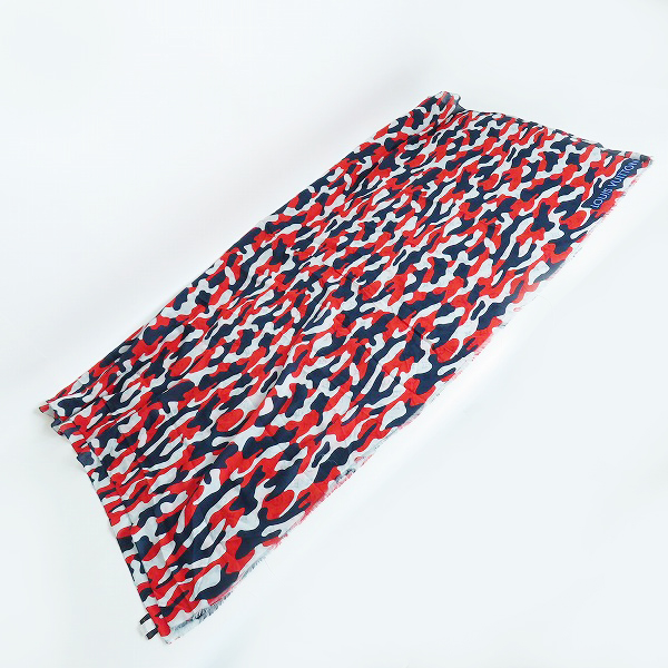 実際に弊社で買取させて頂いた【JPタグ】LOUIS VUITTON/ルイヴィトン シルク混 迷彩/カモフラ 大判 ストール/マフラーM71620の画像 5枚目