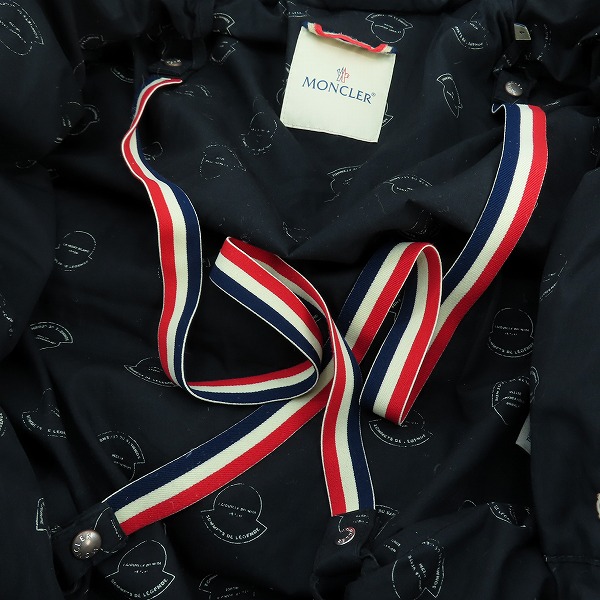 実際に弊社で買取させて頂いたMONCLER×visvim/モンクレール×ヴィズヴィム 11AW BOROSIRI ダウンジャケット 1209V4137405-54058 1の画像 3枚目