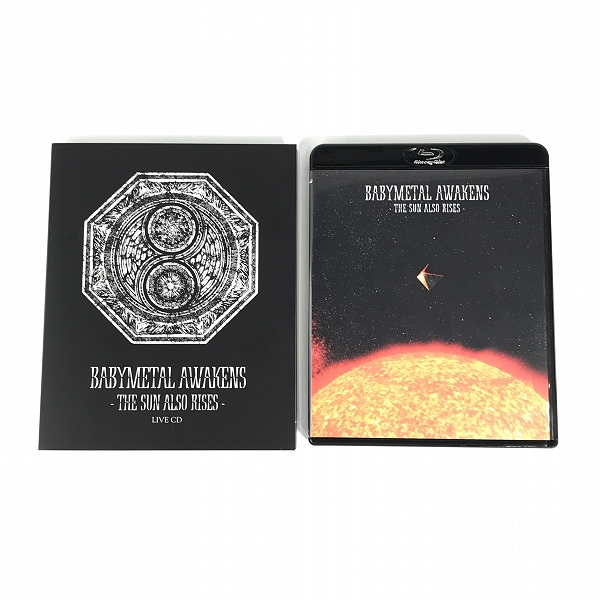 実際に弊社で買取させて頂いたBABYMETAL/ベビーメタル AWAKENS -THE SUN ALSO RISES- Blu-ray ＋ CDの画像 1枚目