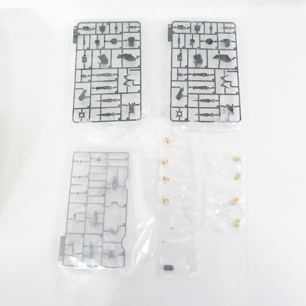 実際に弊社で買取させて頂いた【未組立】ボークス ブロッカーズ FIORE/フィオーレ ドラセナ＆ネビュラ/プラモデルの画像 5枚目