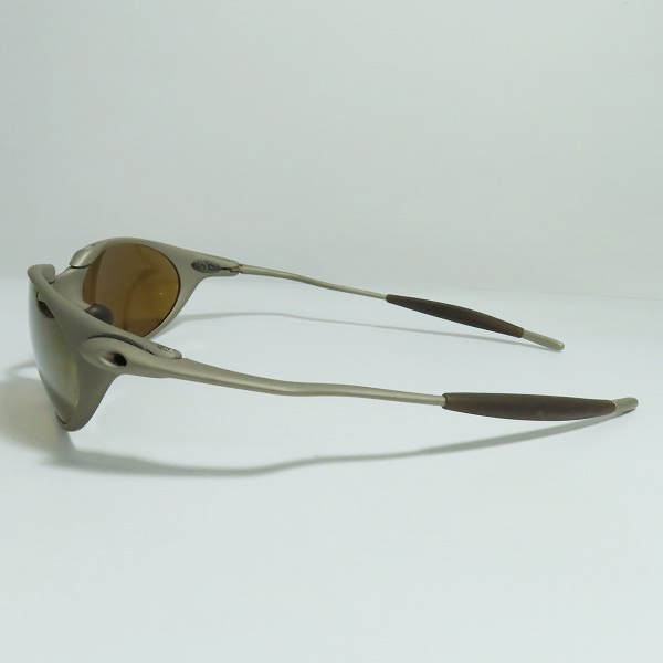 実際に弊社で買取させて頂いたOAKLEY/オークリー ROMEO/ロメオ X-METAL/エックスメタル TITANIUM サングラス/アイウェア GOLD IRIDIUM/ゴールドイリジウムの画像 1枚目