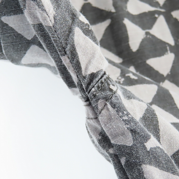 実際に弊社で買取させて頂いた TENDERLOIN/テンダーロイン 19SS T-SLUB トライアングル柄コットンスラブシャツ Lの画像 5枚目