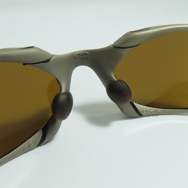 実際に弊社で買取させて頂いたOAKLEY/オークリー ROMEO/ロメオ X-METAL/エックスメタル TITANIUM サングラス/アイウェア GOLD IRIDIUM/ゴールドイリジウムの画像 3枚目