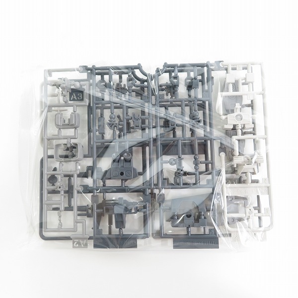 実際に弊社で買取させて頂いた【未組立】BANDAI/バンダイ GUNDAM NEXT FUTURE限定 ENTRY GRADE 1/144 RX-78-2 ガンダム クラシックカラーの画像 2枚目