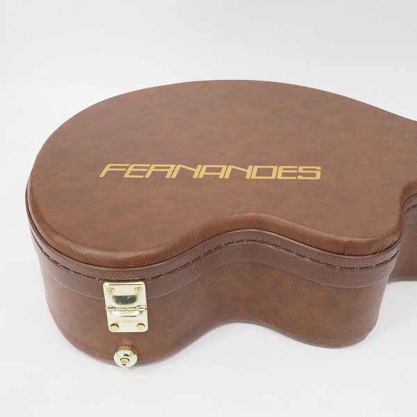実際に弊社で買取させて頂いた★【美品】FERNANDES/フェルナンデス ZO-3 ぞうさん アンプ内蔵ギター 専用ハードケース 鍵付きの画像 4枚目