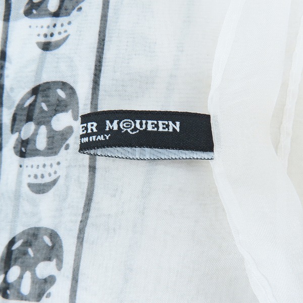 実際に弊社で買取させて頂いたAlexander McQueen/アレキサンダー・マックイーン スカル柄 スカーフ/ストールの画像 2枚目