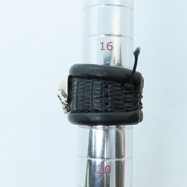 実際に弊社で買取させて頂いたTHIRTEEN DESIGNS/サーティーンデザインズ スカル レザーリング 17-19号の画像 9枚目