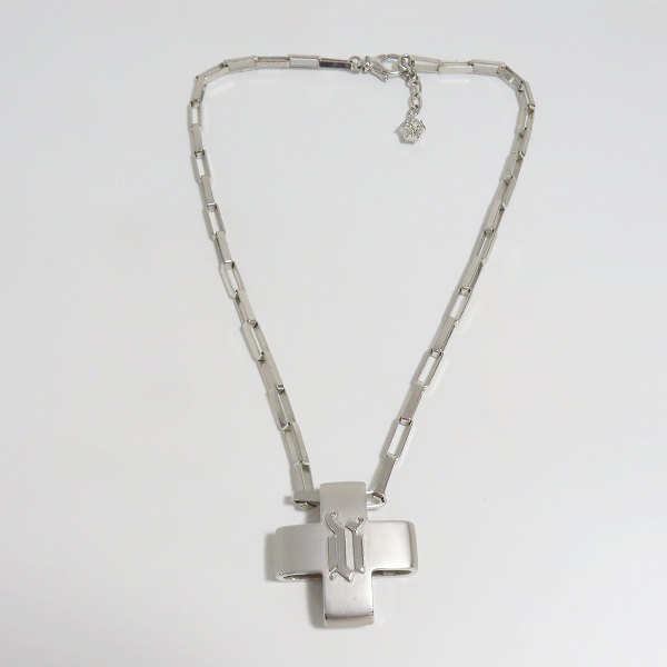 実際に弊社で買取させて頂いたVERSACE/ヴェルサーチ クロスモチーフ ネックレスの画像 1枚目