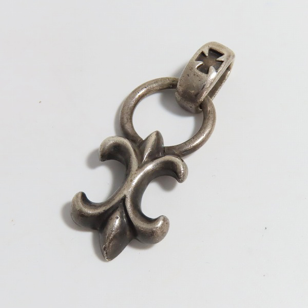 実際に弊社で買取させて頂いたA＆G/エーアンドジー フレアクロス チャーム/ペンダントトップ