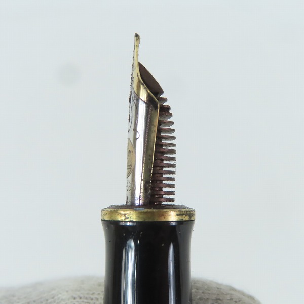 実際に弊社で買取させて頂いたPELIKAN/ペリカン スーべレーン グリーンストライプ キャップ式万年筆 ペン先14C-585の画像 5枚目