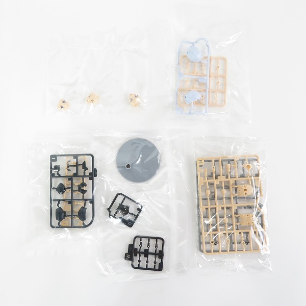 実際に弊社で買取させて頂いた【未組立】KOTOBUKIYA/コトブキヤ フレームアームズ ガール スティレット XF-3 プラス/プラモデルの画像 2枚目