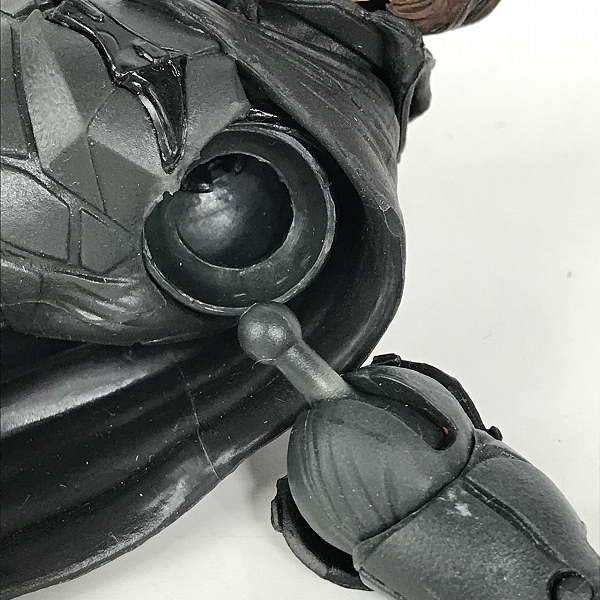 実際に弊社で買取させて頂いた【難あり】McFARLANE TOYS/マクファーレントイズ DC Multiverse/DCマルチバース BATMAN UNMASKED/バットマン（マスクなし）の画像 6枚目